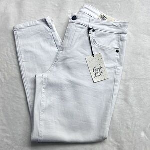 NWT Women’s Cosmic Blue Love jeans color Oslo/white size 29